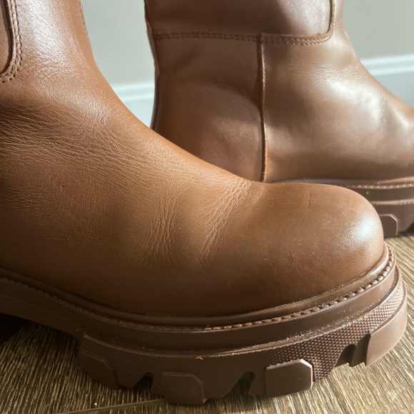 Steve Madden leather boots size 8 - Picture 2 of 7